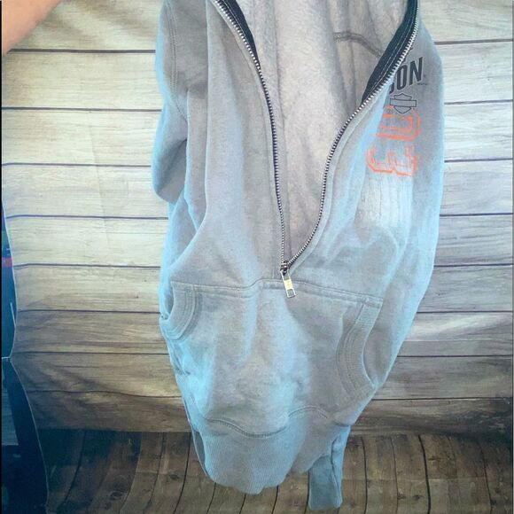 Ladies size Med Harley Davidson hooded sweat shirt with front pockets - Picture 8 of 10